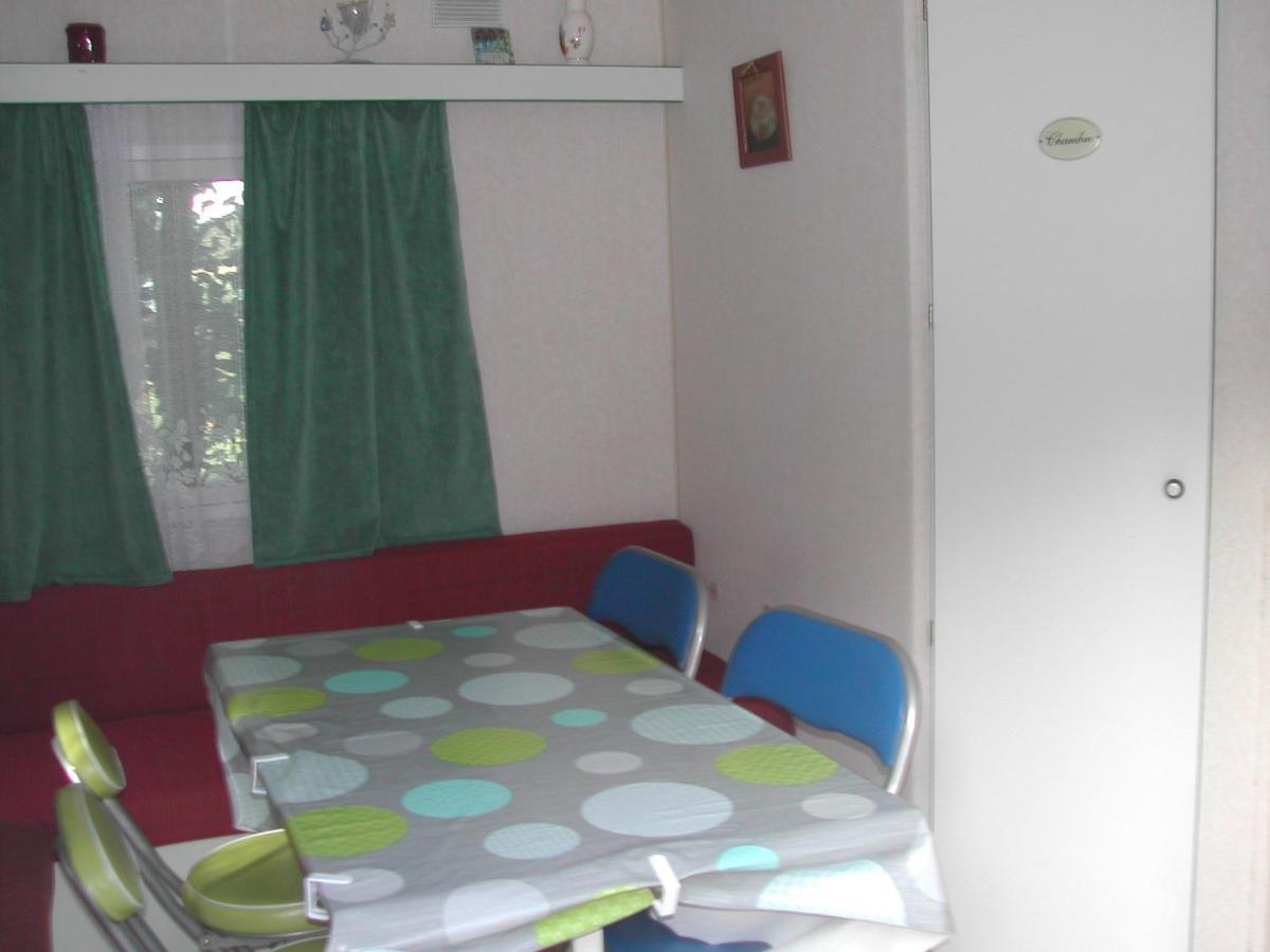 Mobil Home Dordogne Mouzens  Екстер'єр фото